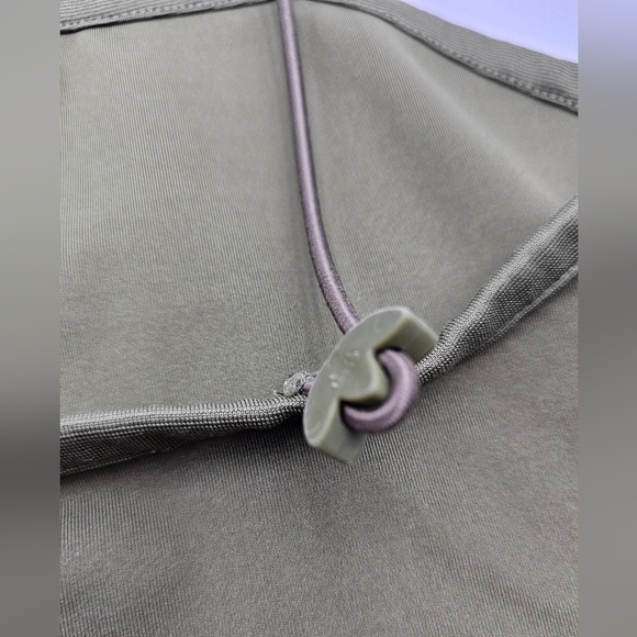 Adidas Originals Womens Size XS Olive AeroReady Pants with Matching Crop Top - Picture 11 of 11